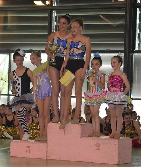 Podium Equipe Danse Twirl