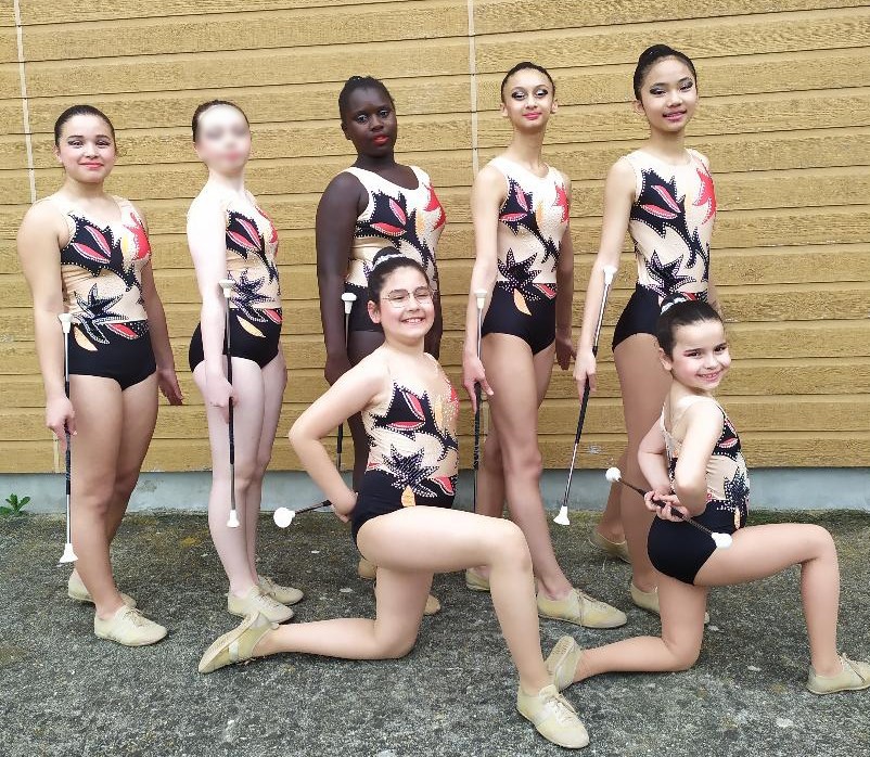 Equipe Twirl Minimes
